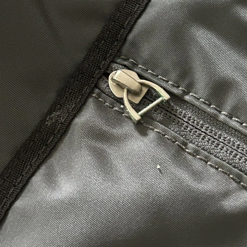 Tumi Messenger Bag Gray 16